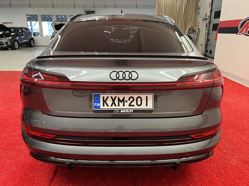 Audi e-tron vaihtoauto