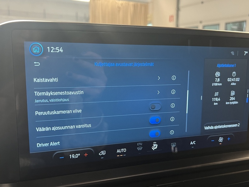 Ford Transit Custom vaihtoauto