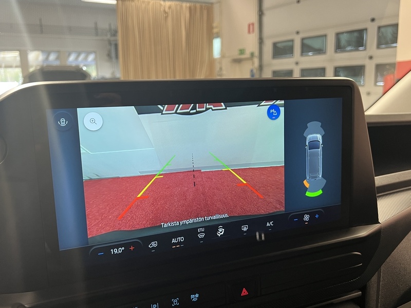 Ford Transit Custom vaihtoauto