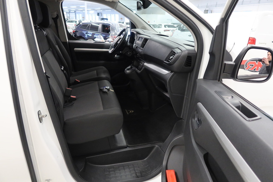 Citroën Spacetourer vaihtoauto