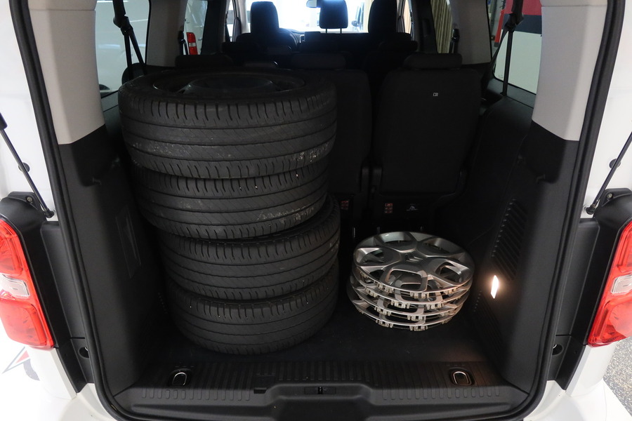 Citroën Spacetourer vaihtoauto