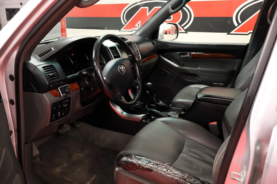 Toyota Land Cruiser vaihtoauto