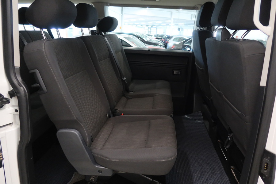 Volkswagen Caravelle vaihtoauto