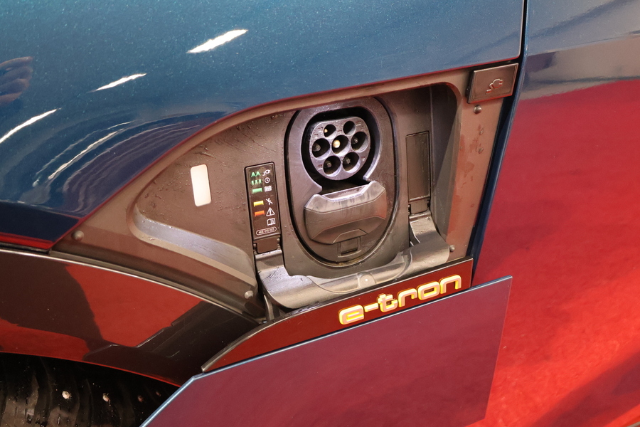 Audi e-tron vaihtoauto