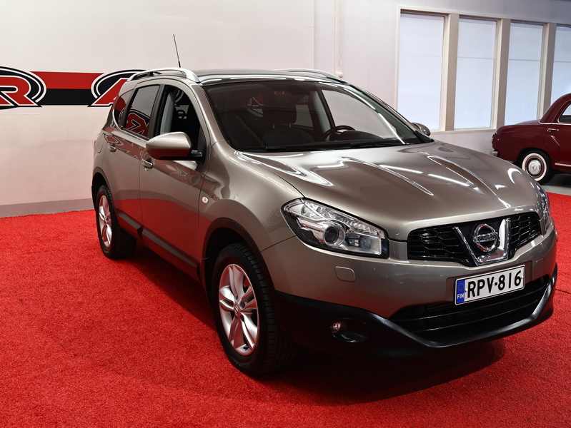 Nissan Qashqai+2 vaihtoauto