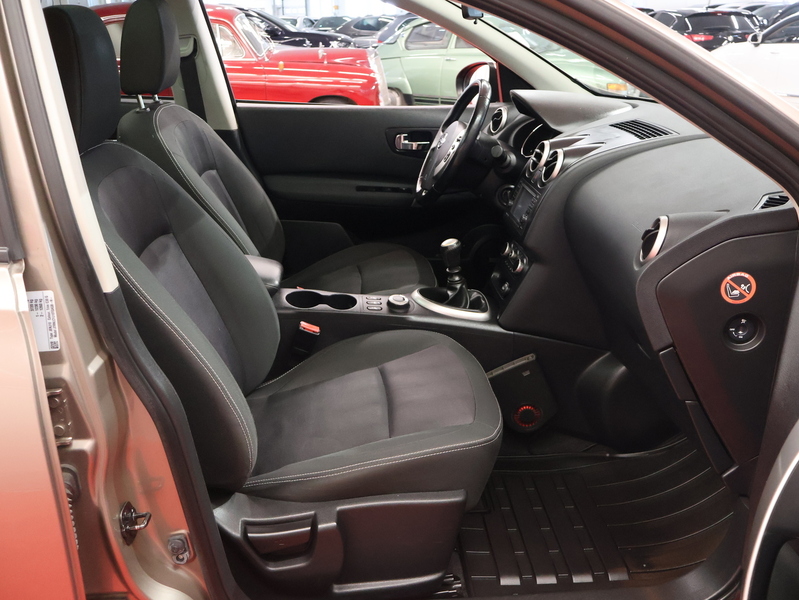Nissan Qashqai+2 vaihtoauto
