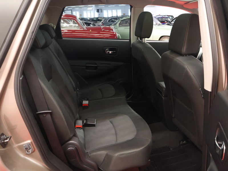 Nissan Qashqai+2 vaihtoauto