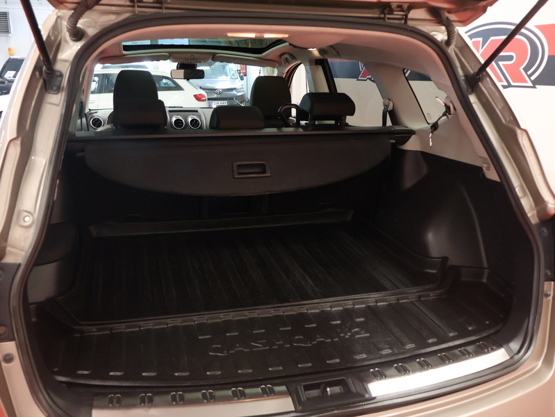 Nissan Qashqai+2 vaihtoauto