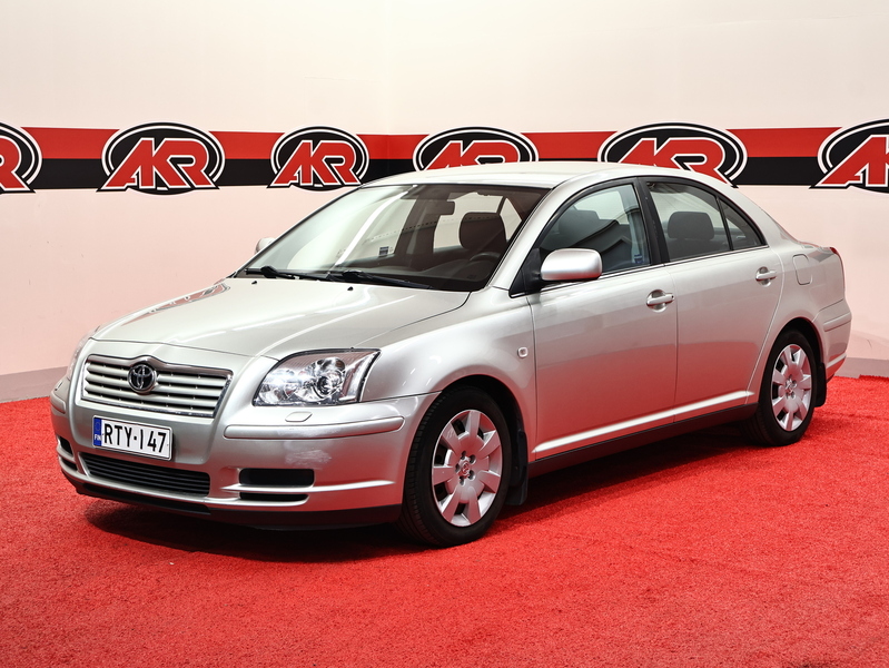 Toyota Avensis vaihtoauto