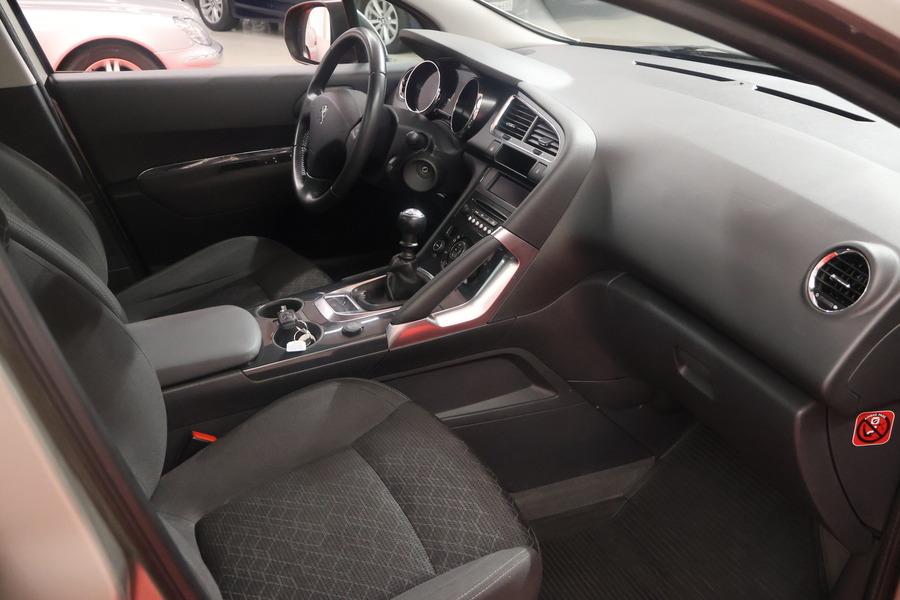 Peugeot 3008 vaihtoauto