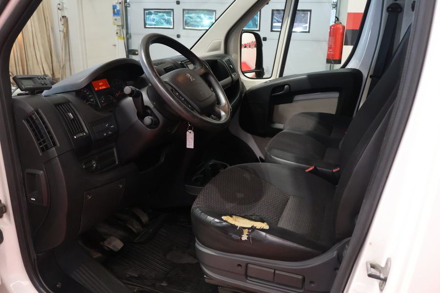 Peugeot Boxer vaihtoauto