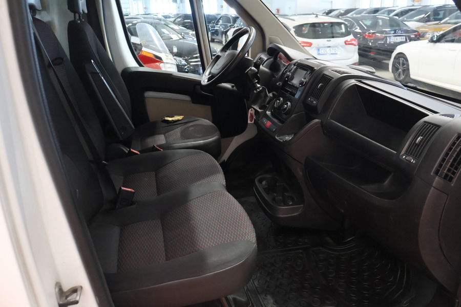 Peugeot Boxer vaihtoauto