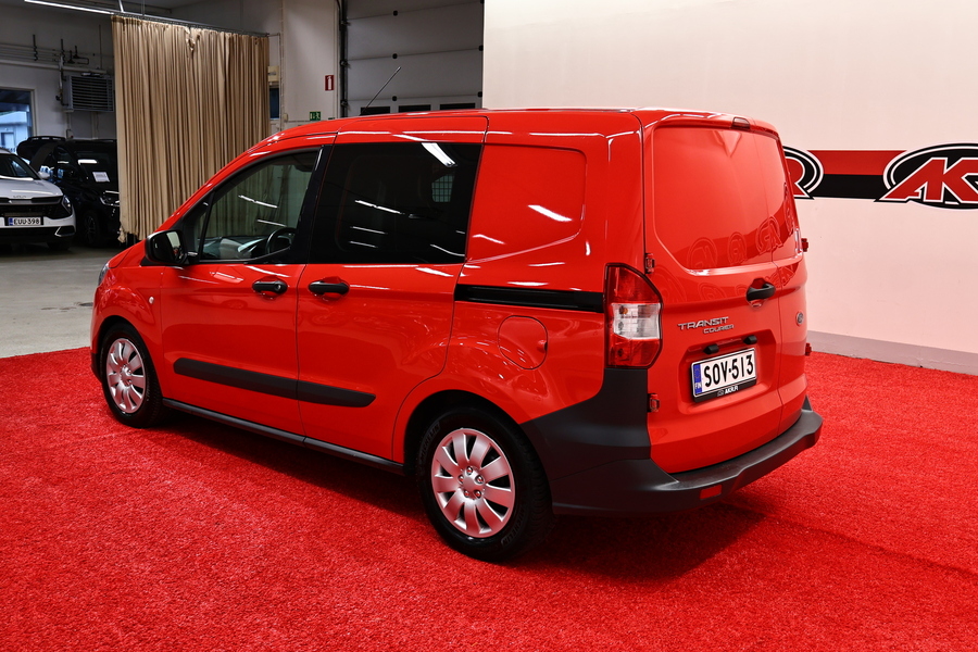 Ford Transit Courier vaihtoauto