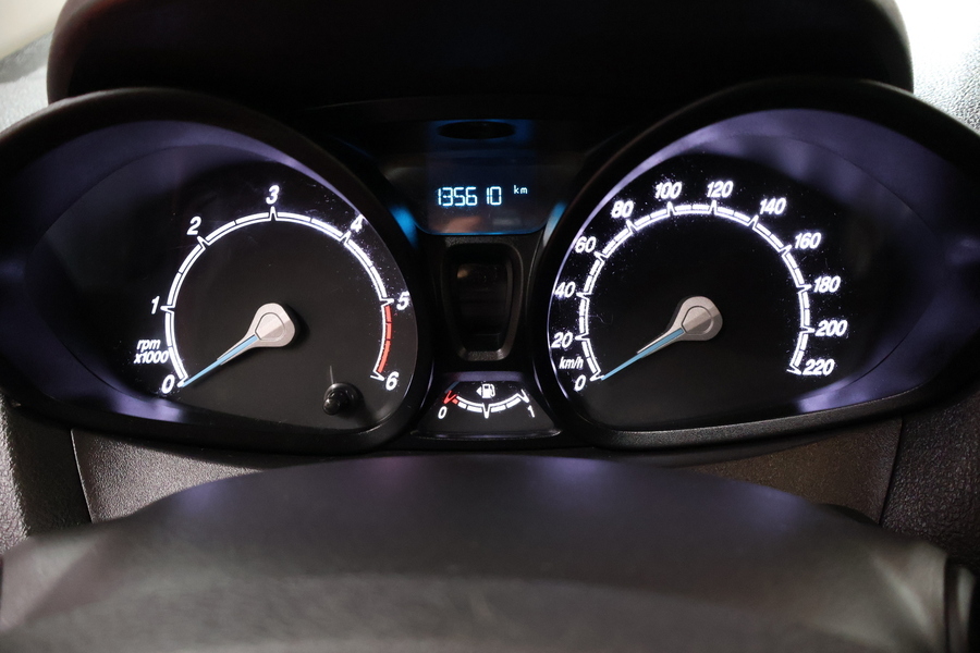 Ford Transit Courier vaihtoauto