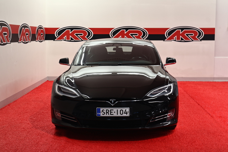 Tesla Model S vaihtoauto