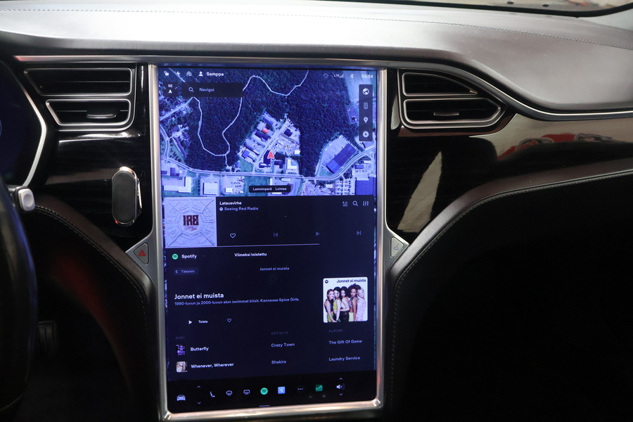 Tesla Model S vaihtoauto