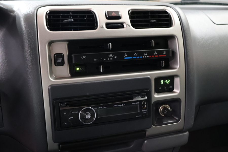 Toyota Hiace vaihtoauto