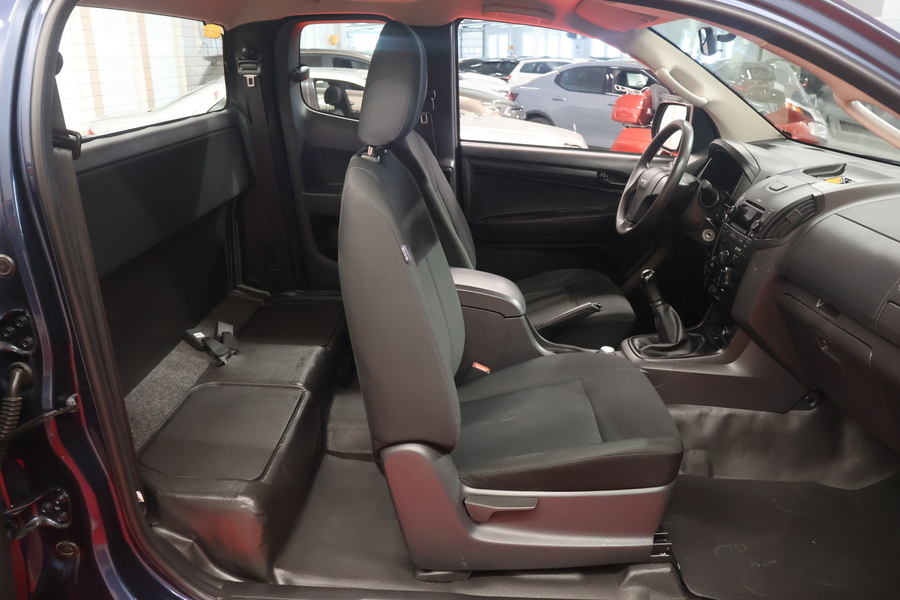 Isuzu D-Max vaihtoauto