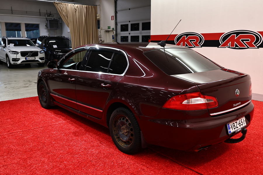 Skoda Superb vaihtoauto