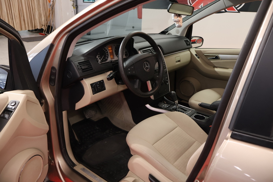 Mercedes-Benz B vaihtoauto