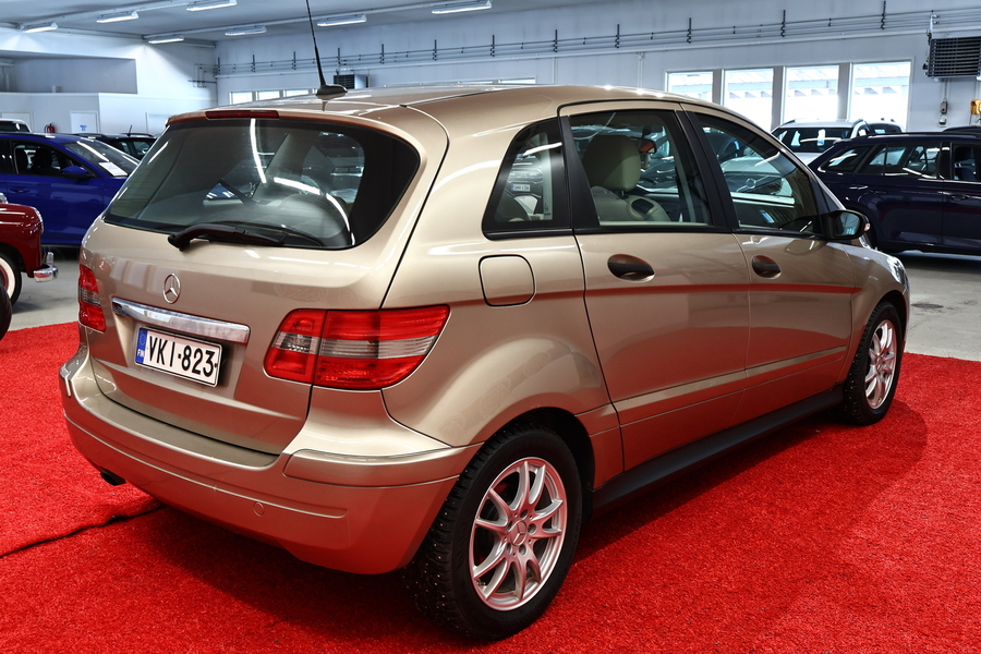 Mercedes-Benz B vaihtoauto