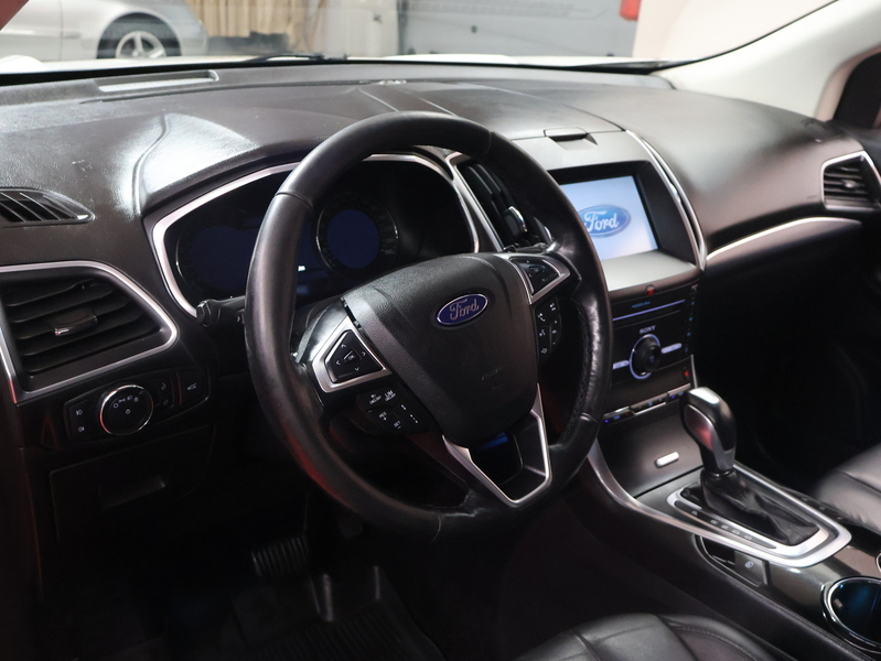 Ford Edge vaihtoauto