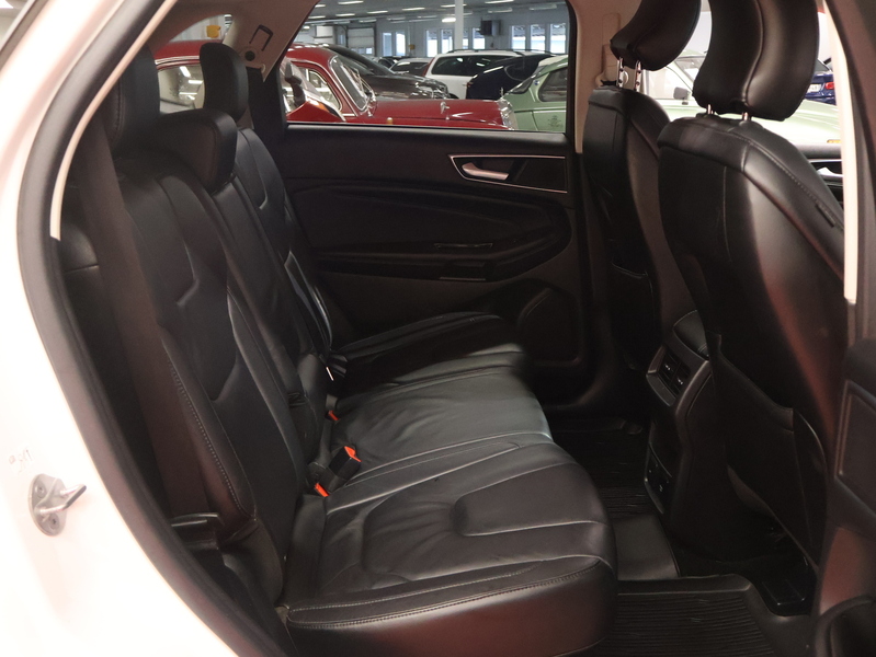 Ford Edge vaihtoauto