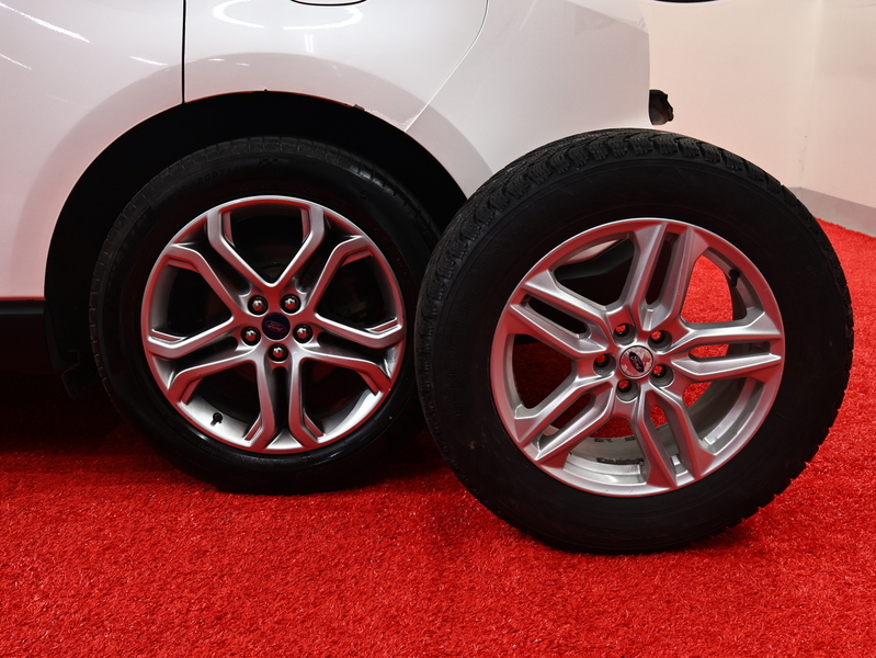 Ford Edge vaihtoauto