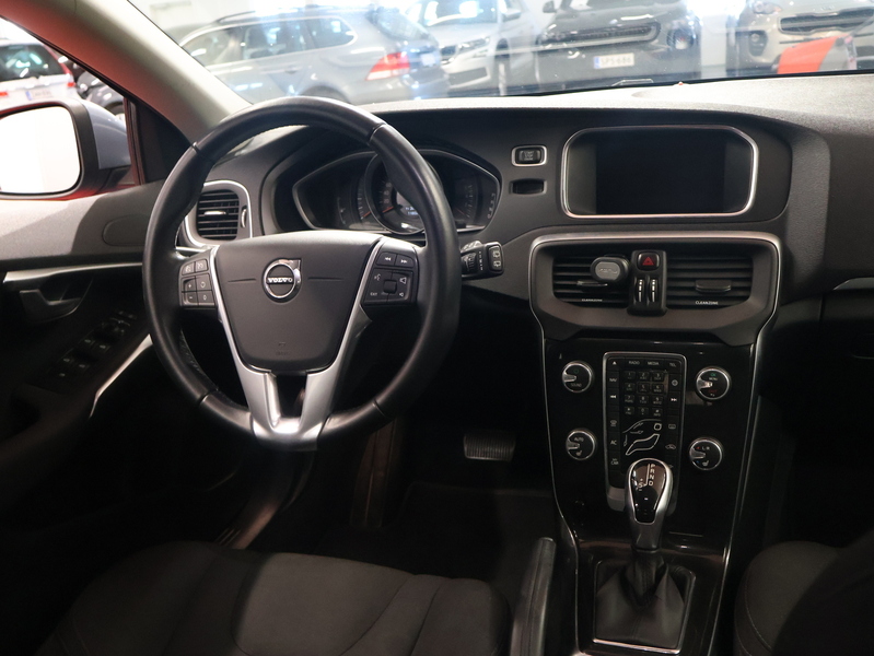 Volvo V40 vaihtoauto