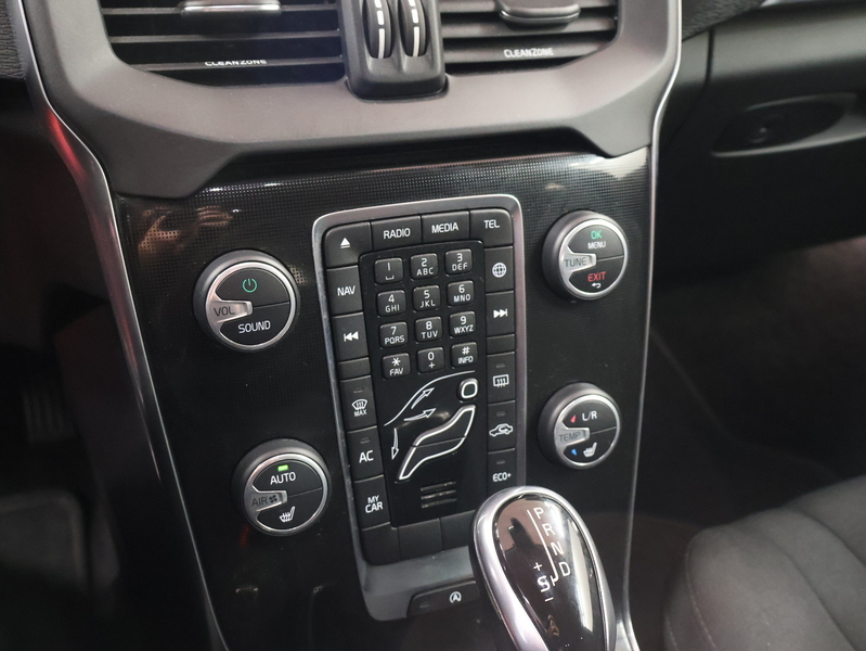 Volvo V40 vaihtoauto