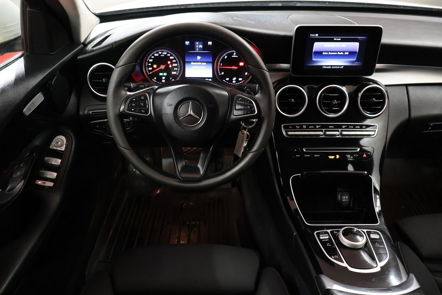 Mercedes-Benz C vaihtoauto