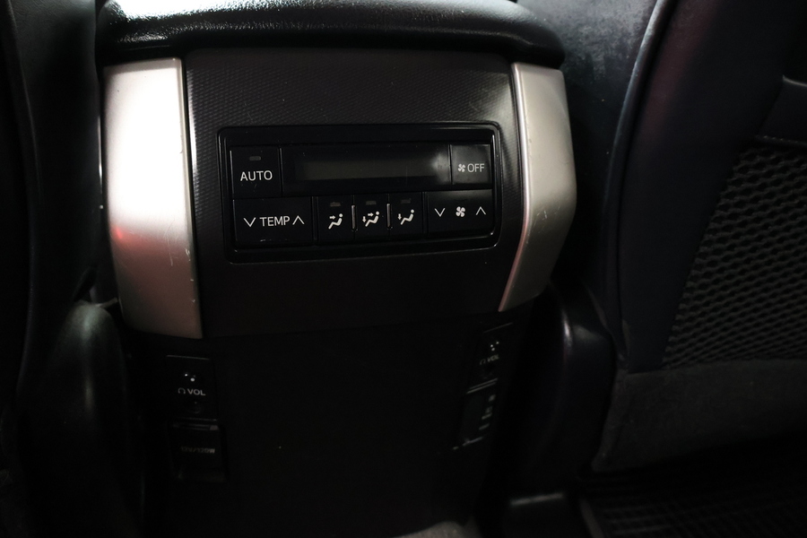 Toyota Land Cruiser vaihtoauto