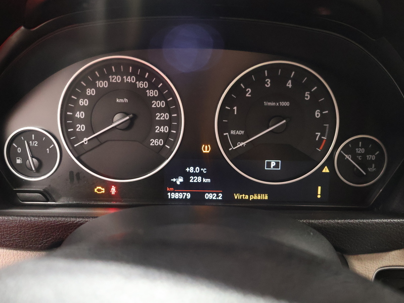 BMW 3.3 vaihtoauto
