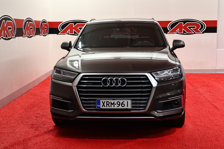 Audi Q7 vaihtoauto