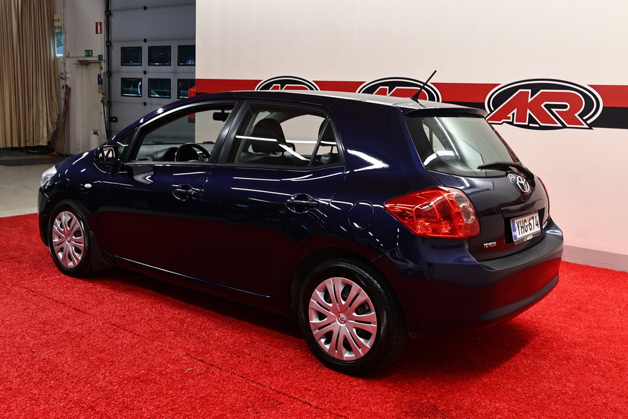 Toyota Auris vaihtoauto