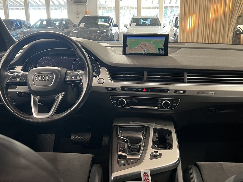 Audi Q7 vaihtoauto