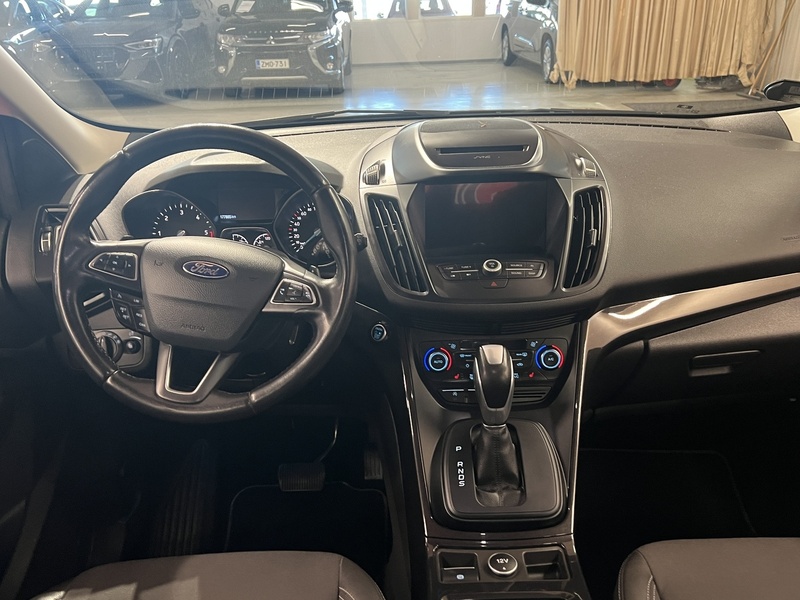 Ford Kuga vaihtoauto