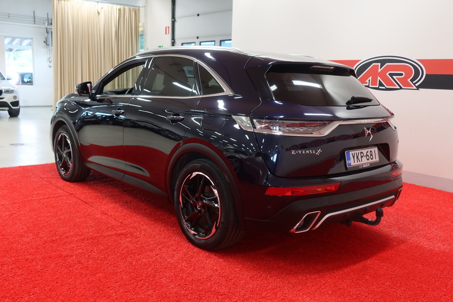 DS 7 Crossback vaihtoauto