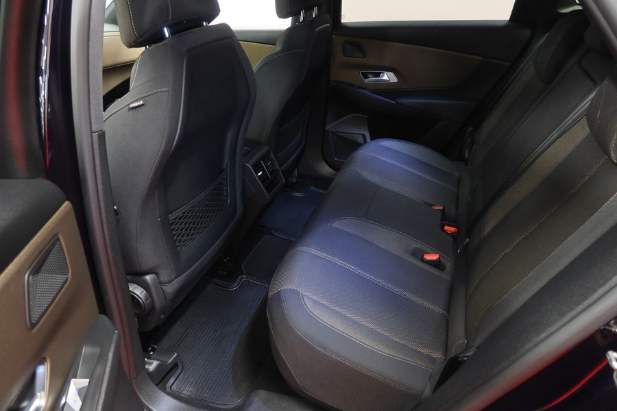 DS 7 Crossback vaihtoauto