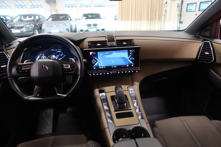 DS 7 Crossback vaihtoauto