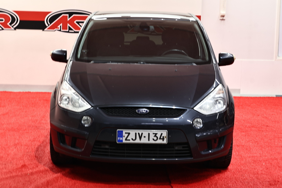 Ford S-MAX vaihtoauto