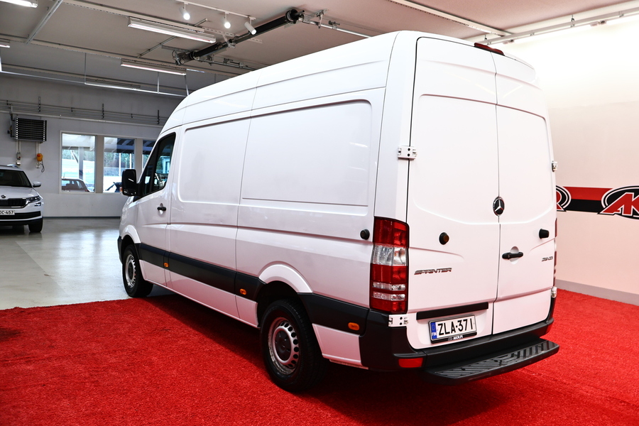 Mercedes-Benz Sprinter vaihtoauto