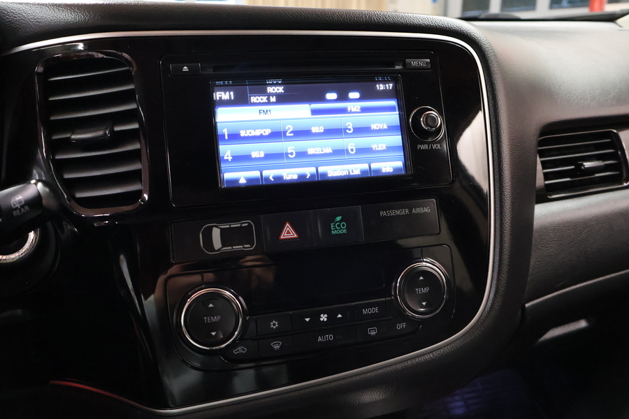 Mitsubishi Outlander PHEV vaihtoauto