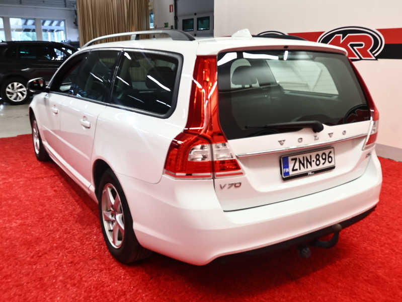 Volvo V70 vaihtoauto