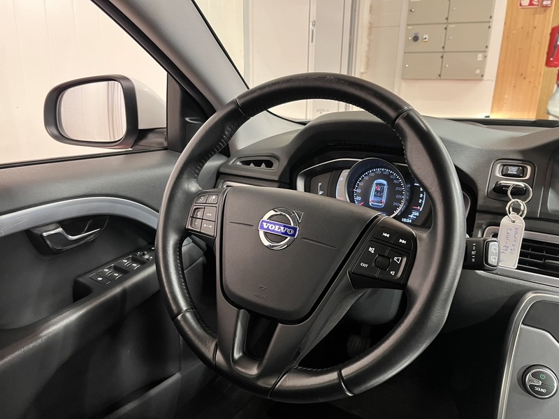 Volvo V70 vaihtoauto