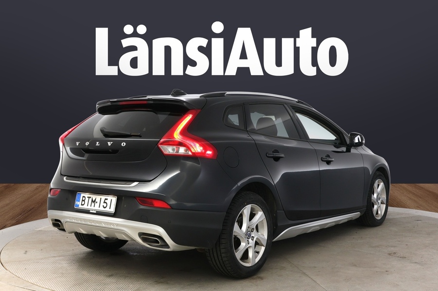 Volvo V40 Cross Country vaihtoauto