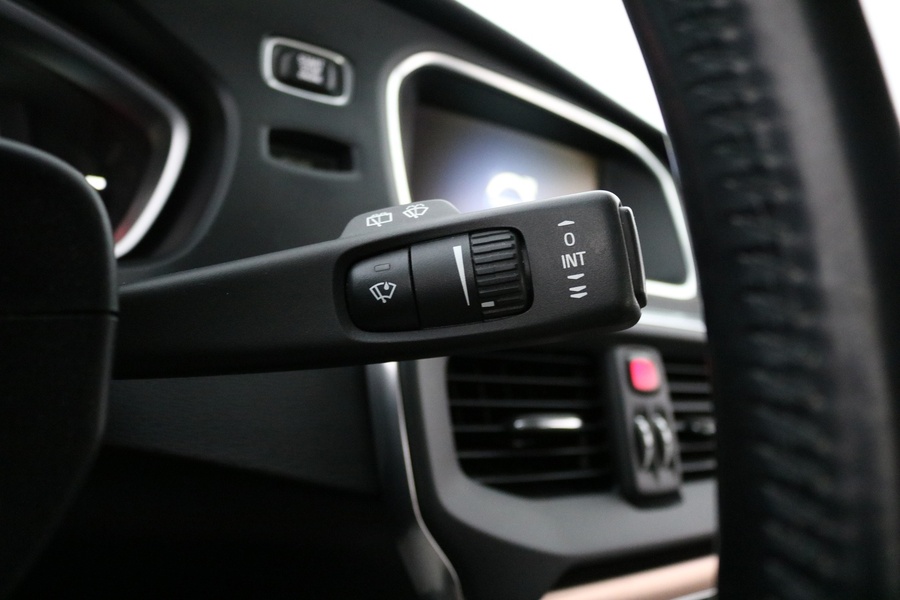 Volvo V40 Cross Country vaihtoauto