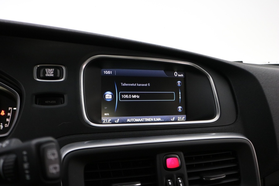 Volvo V40 Cross Country vaihtoauto