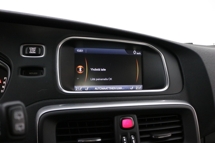 Volvo V40 Cross Country vaihtoauto