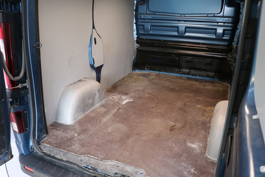 Opel Vivaro vaihtoauto